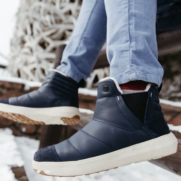 STIO Women’s Colter Boot - Picture 2 of 8